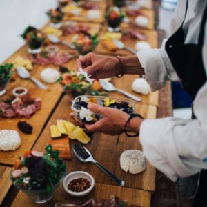 Read more about the article 4 ways to choose your event catering company